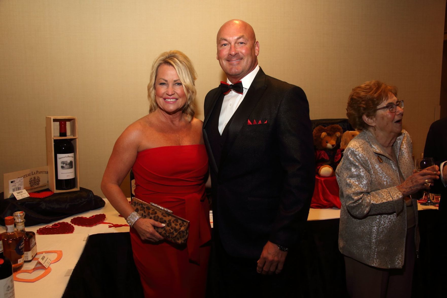 Kelley Lamm, Gordon Montgomery